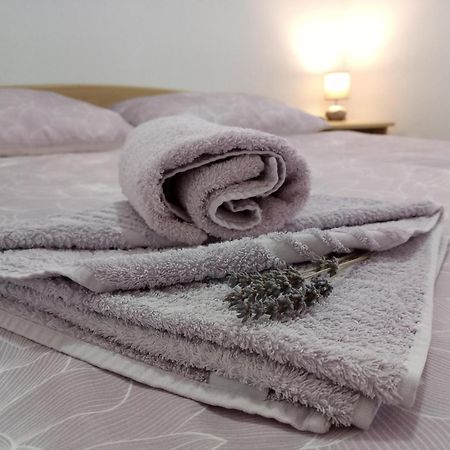 Apartman Kristina Vrbnik Bagian luar foto