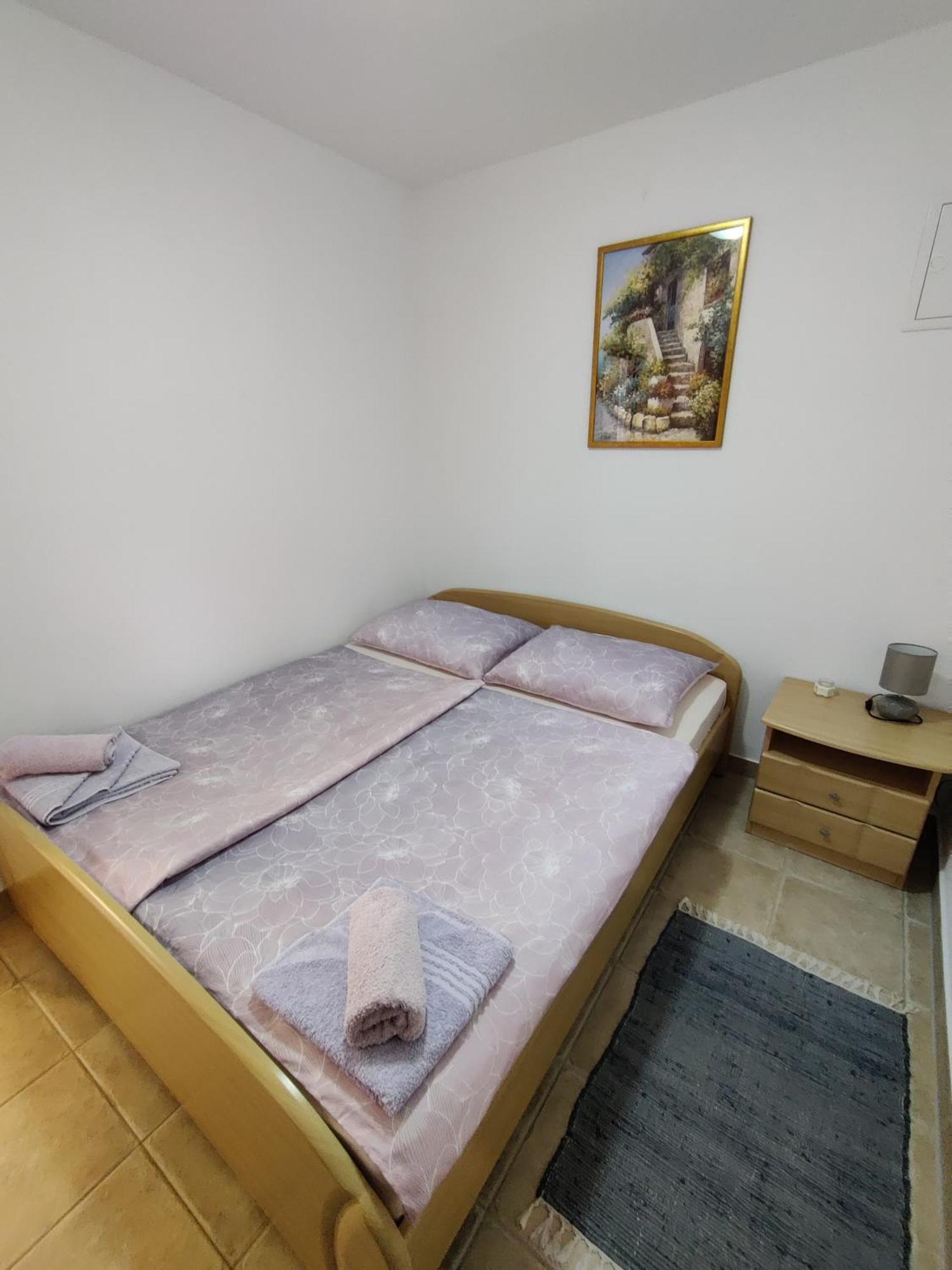 Apartman Kristina Vrbnik Bagian luar foto